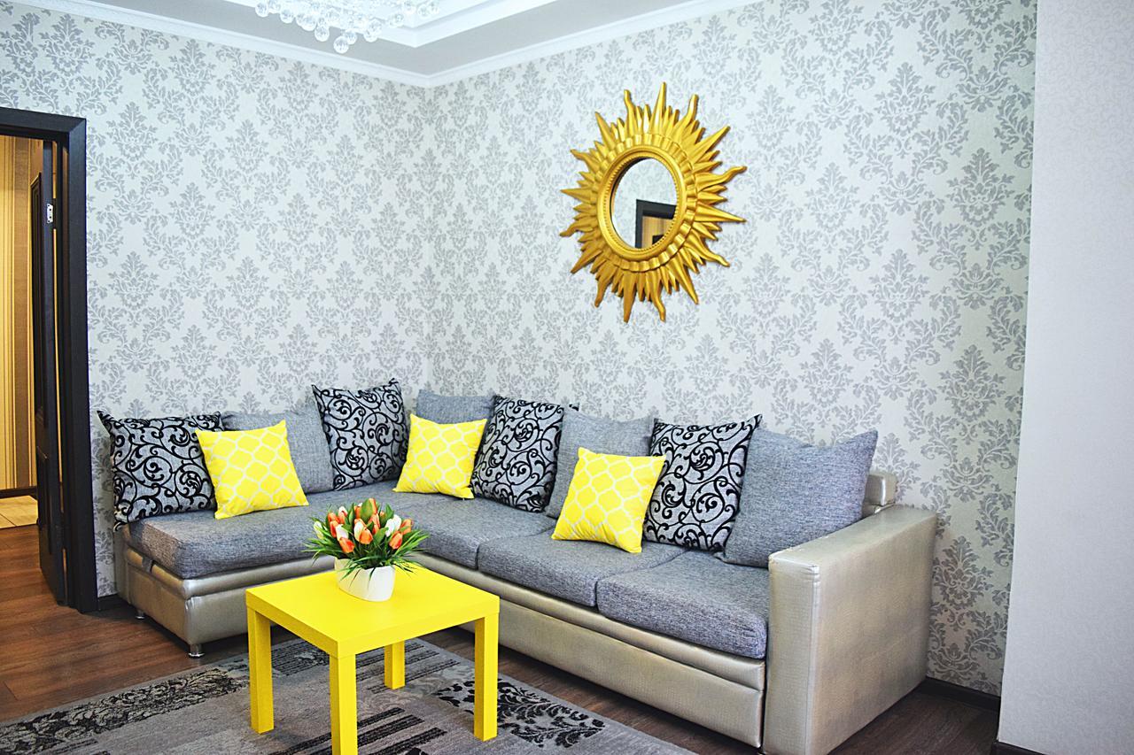 Luxury Palace Apartment Bishkek Exterior foto